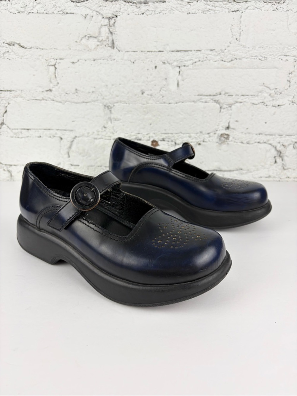 Dansko Vintage 90s Mary Jane Blue Eyelet Platform Wingtip Clog Loafer Shoes 38